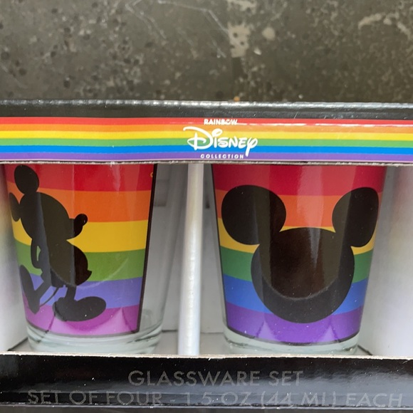 Glassware - Picture 3 of 4